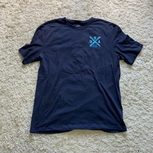 Men’s XL Oakley shirt sleeve shirt